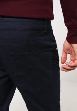 Pier One Broek - Dark Blue 12 Pier One Broek - Dark Blue -Chic Verkoop 4d84639e404a4ad287d720ef0ed6b2ba