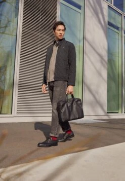 Pier One Leather - Veterschoenen - Black -Chic Verkoop 6c614df4222a4f3185b9d5cc4267bfb8