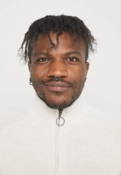 Pier One Vest - Off White -Chic Verkoop a6e87c920a6e46b1a88e5281364b634e