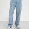 Pier One Relaxed Fit Jeans - Light Blue Denim -Chic Verkoop b9c1bf97d40043efacca132e1e2a0122