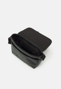 Pier One Unisex - Schoudertas -Black 8 Pier One Unisex - Schoudertas -Black -Chic Verkoop c8b3267bb4784f2bbcd3cf675ef176e0