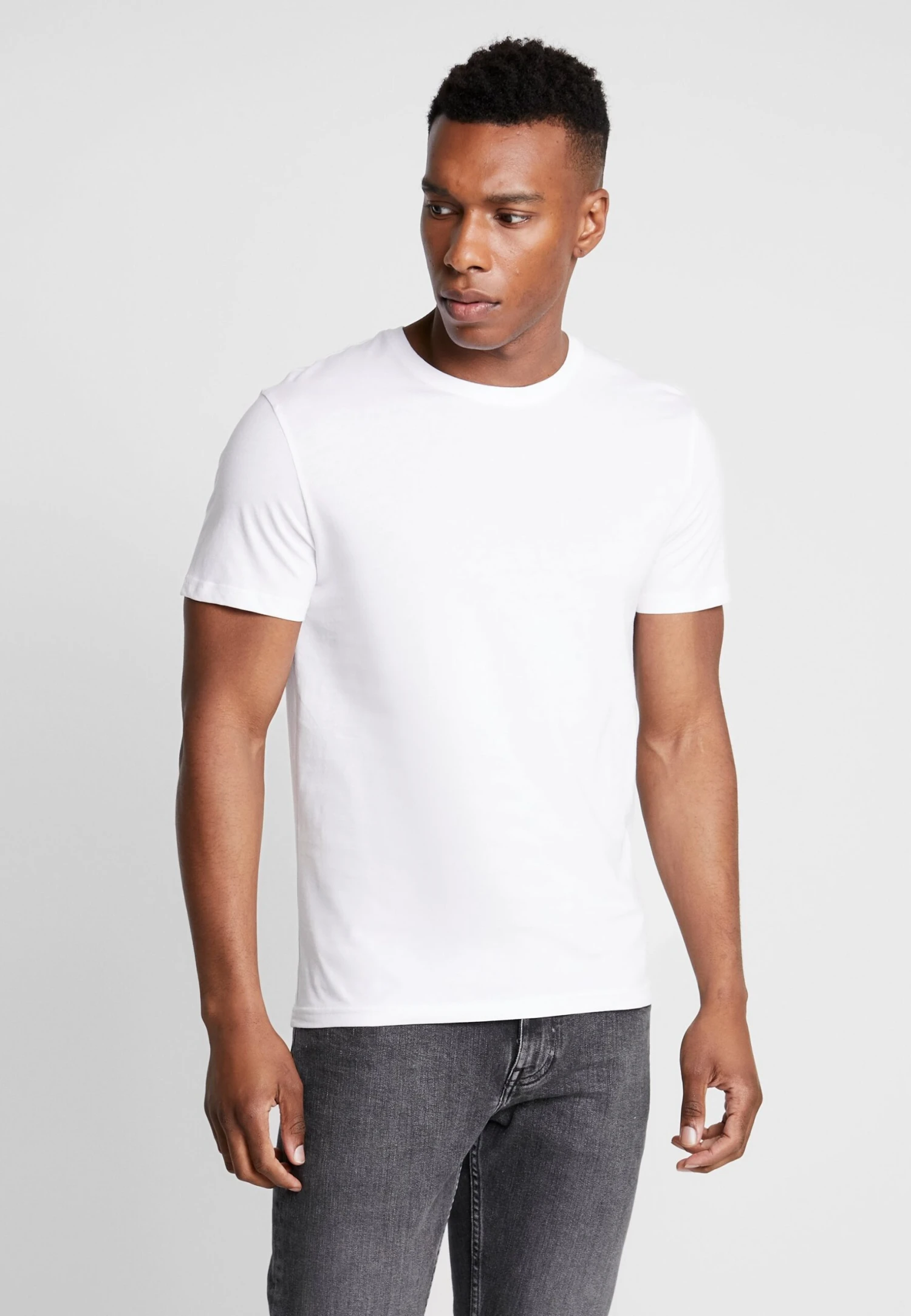 Pier One 3 Pack - T-Shirt Basic - White 5 Pier One 3 Pack - T-Shirt Basic - White - Afbeelding 3