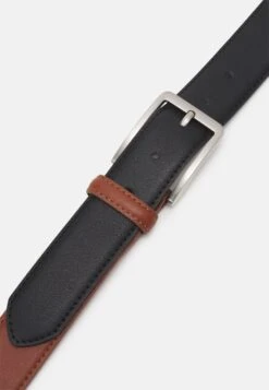 Pier One 2 Pack - Riem - Brown/Black 8 Pier One 2 Pack - Riem - Brown/Black -Chic Verkoop fb14f6f6b7aa41dca88552f56bc3e027