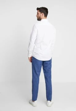 Pier One 2 Pack - Zakelijk Overhemd - White -Chic Verkoop fe3882eaf28b48838ea76cbb4b0ad904